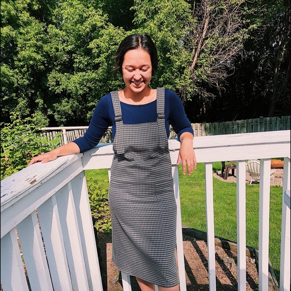 Meet your Posher, Leilani - Picture 2 of 3